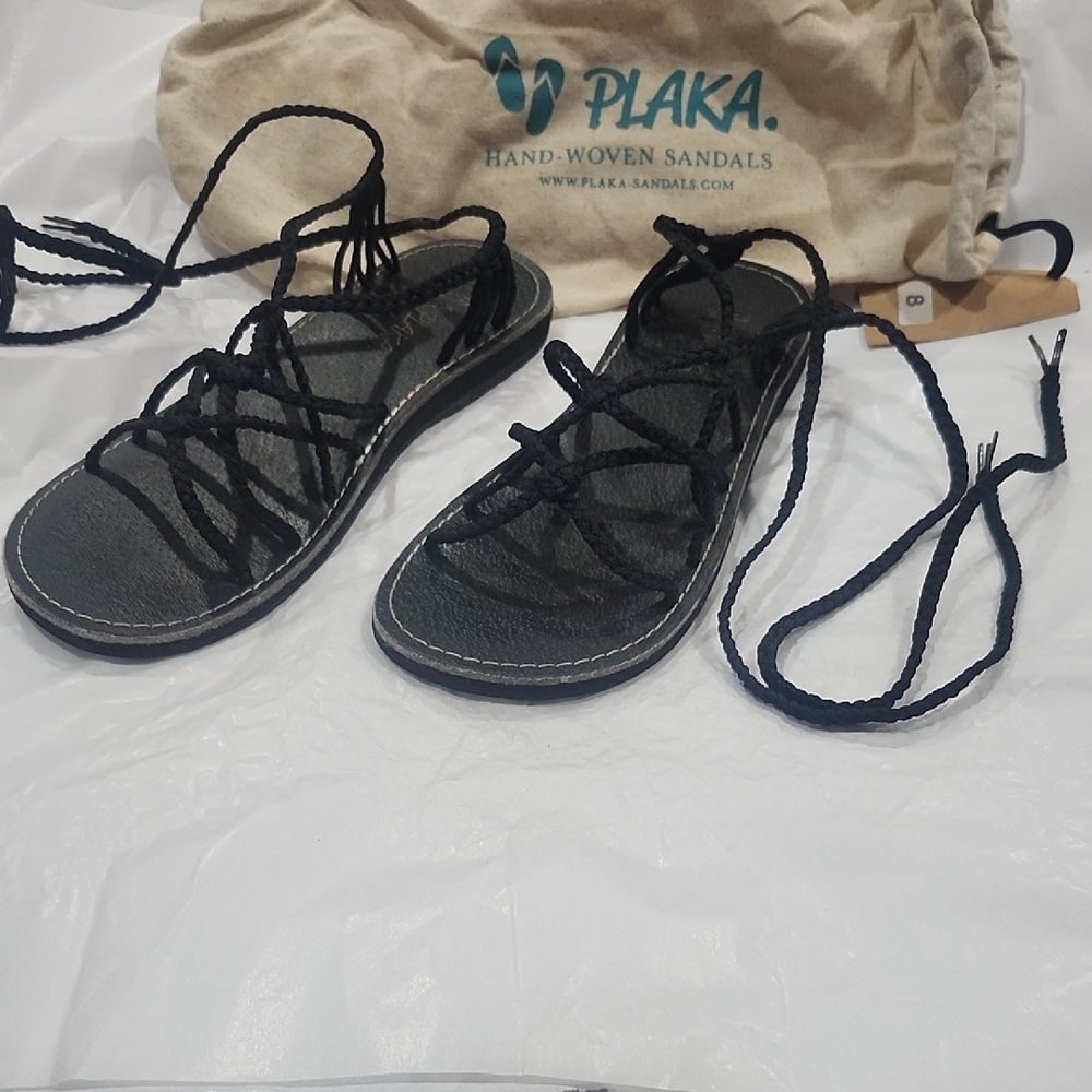 Plaka Black Hand-Woven Lace-Up Women’s Sandals